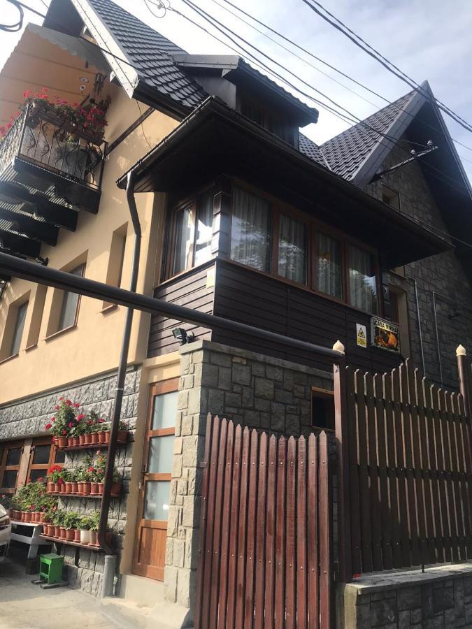 Ferienwohnung Casa Mikha Sinaia Exterior foto